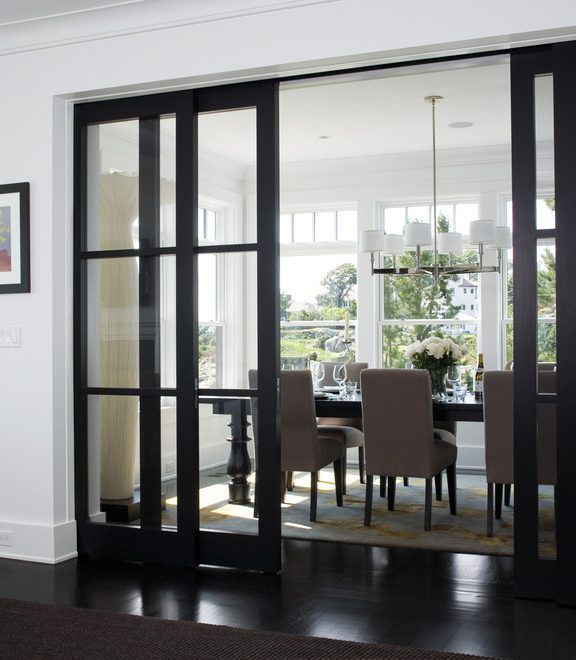 Розсувні міжкімнатні двері: системи, типи, монтаж і вибір